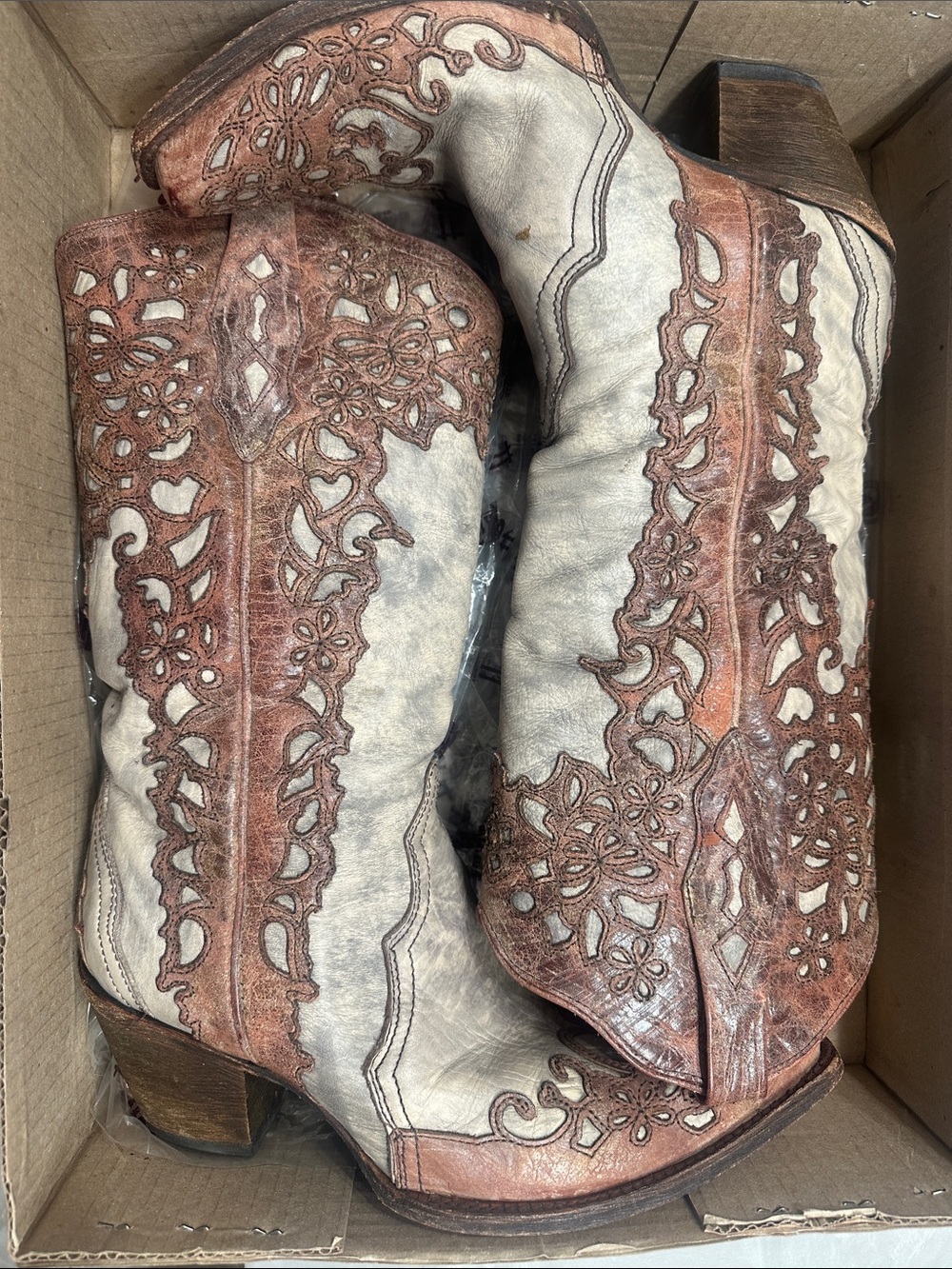 Corral boots-gray and rust